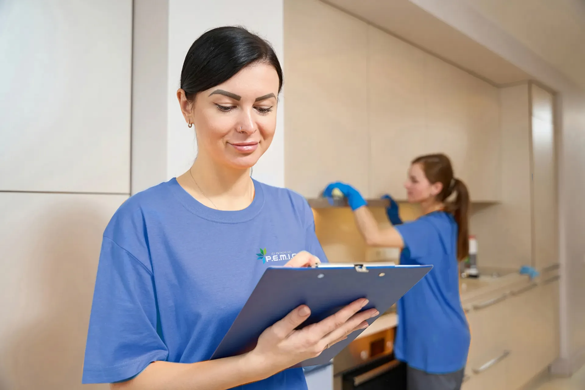 Votre référence de confiance pour vos besoins de nettoyage et d'entretien ménager résidentiel